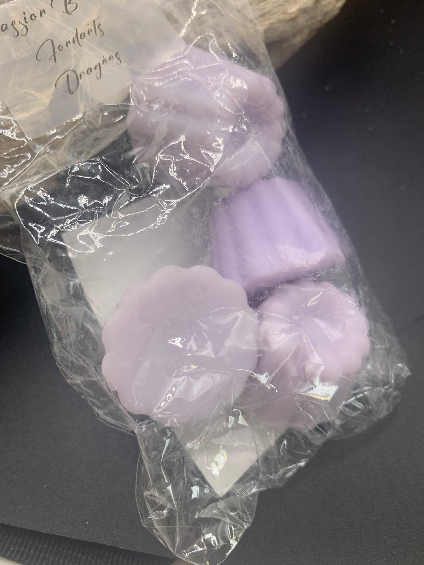 4 Fondants en cannelé, parfumés aux dragées