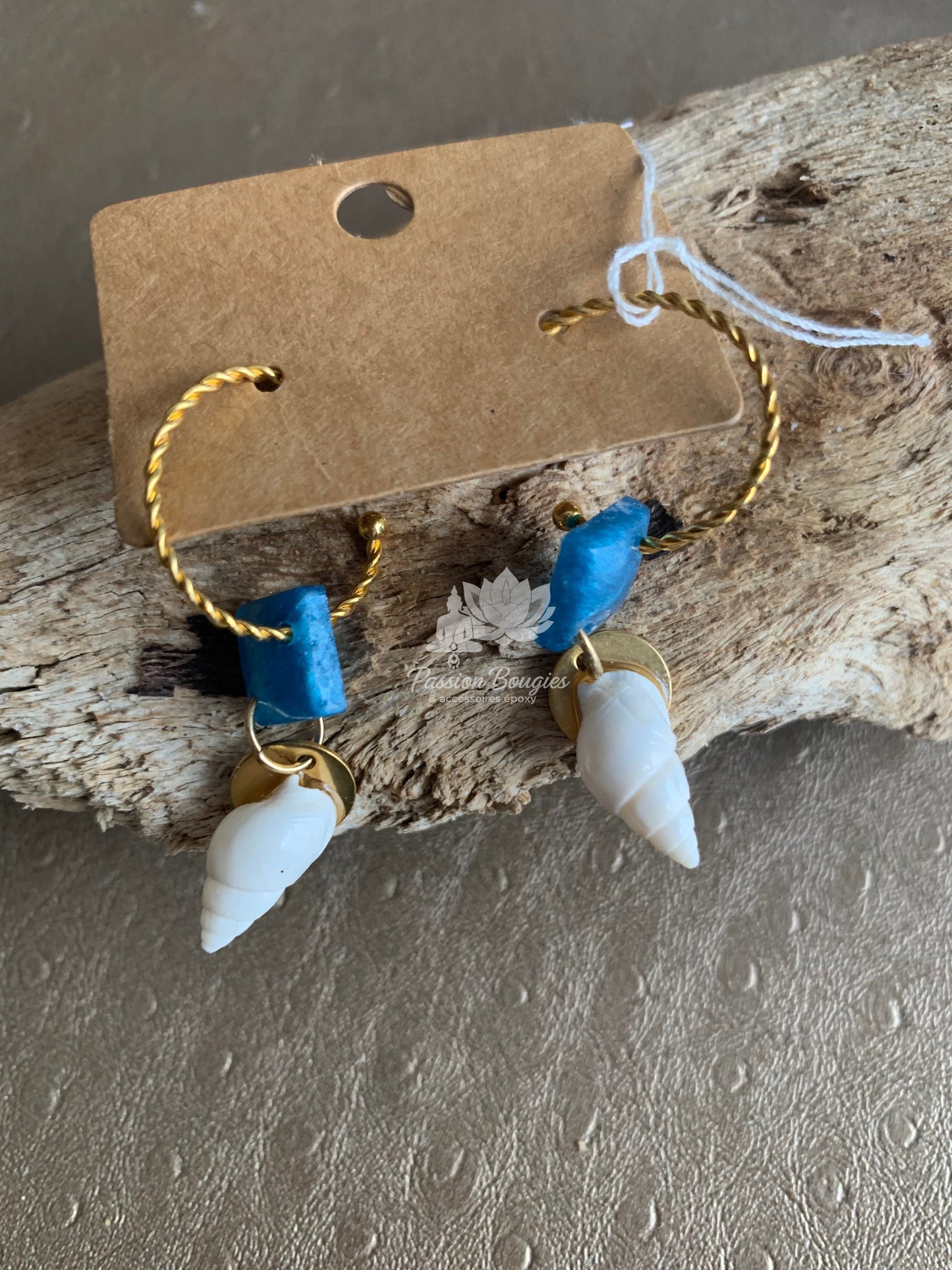 Boucles d’oreilles coquillage blanc