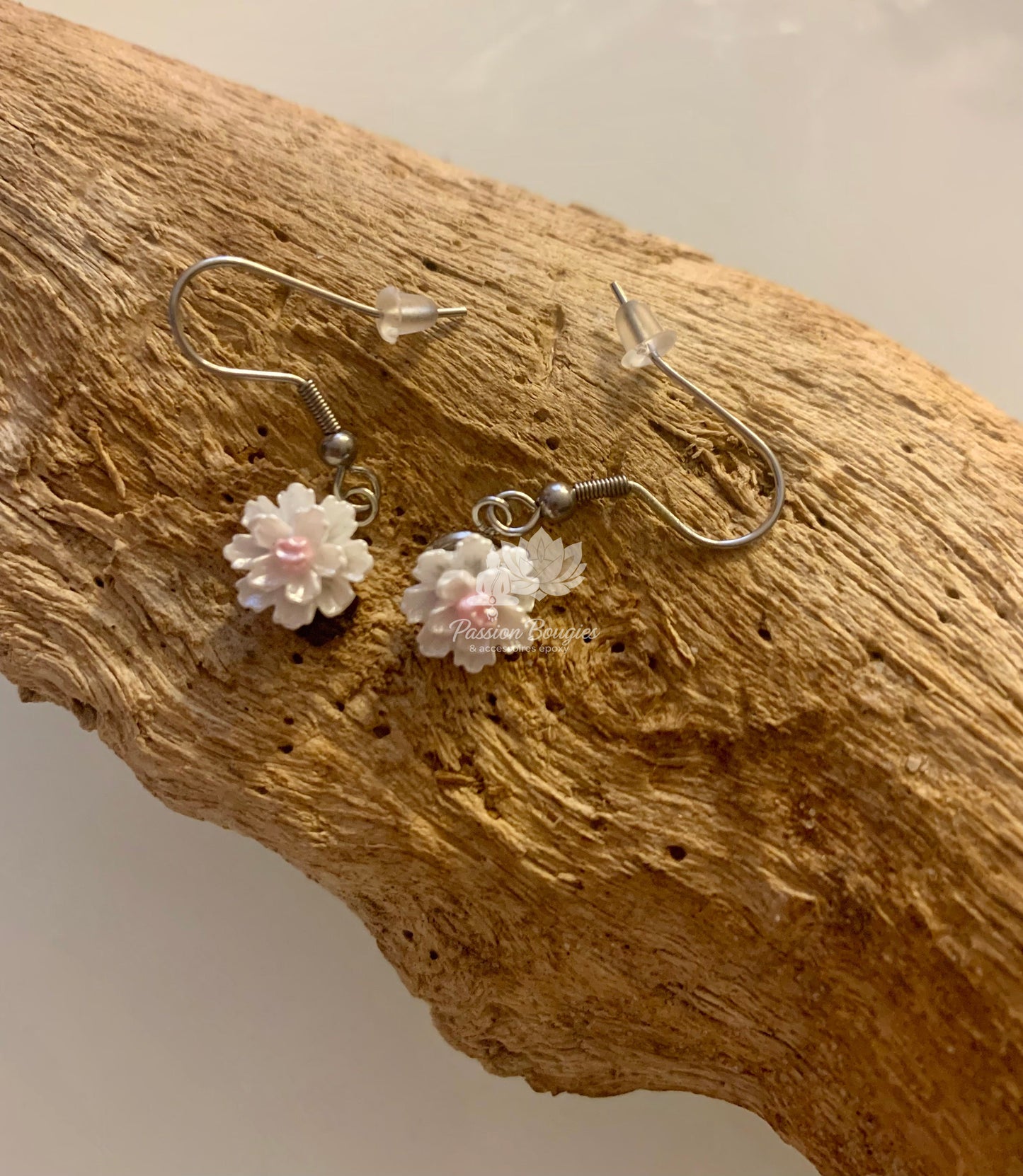Boucles d’oreilles petites fleurs