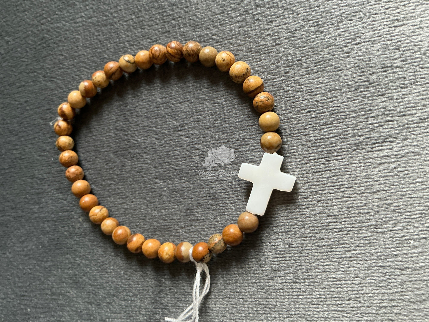 Bracelet jaspe paysage, croix en corail
