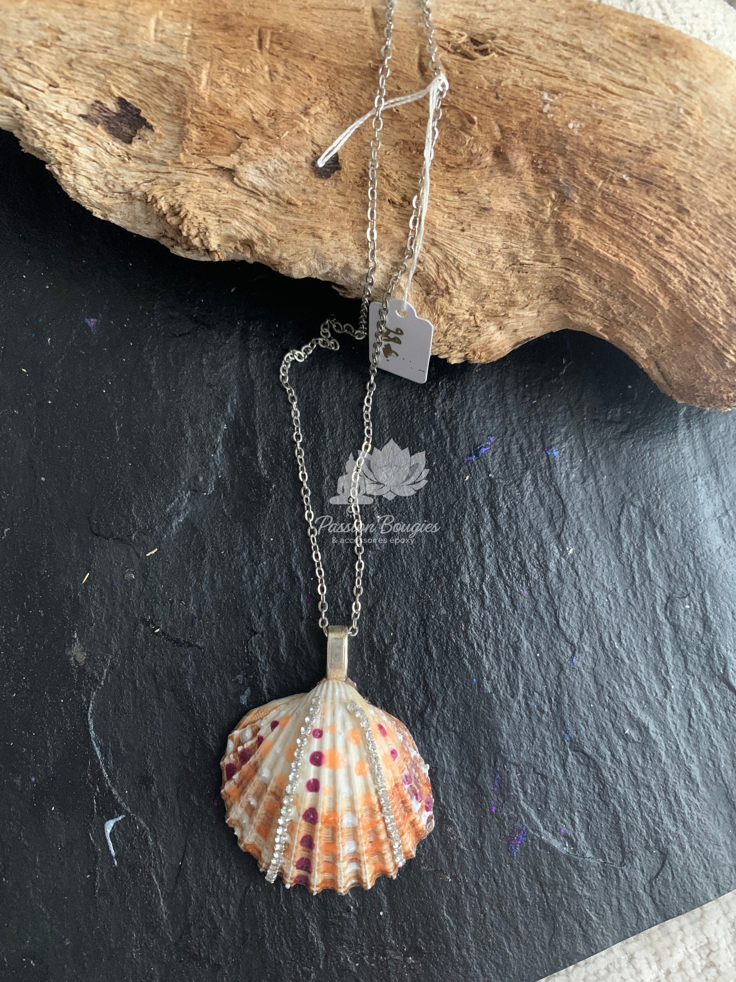Collier coquillage strass