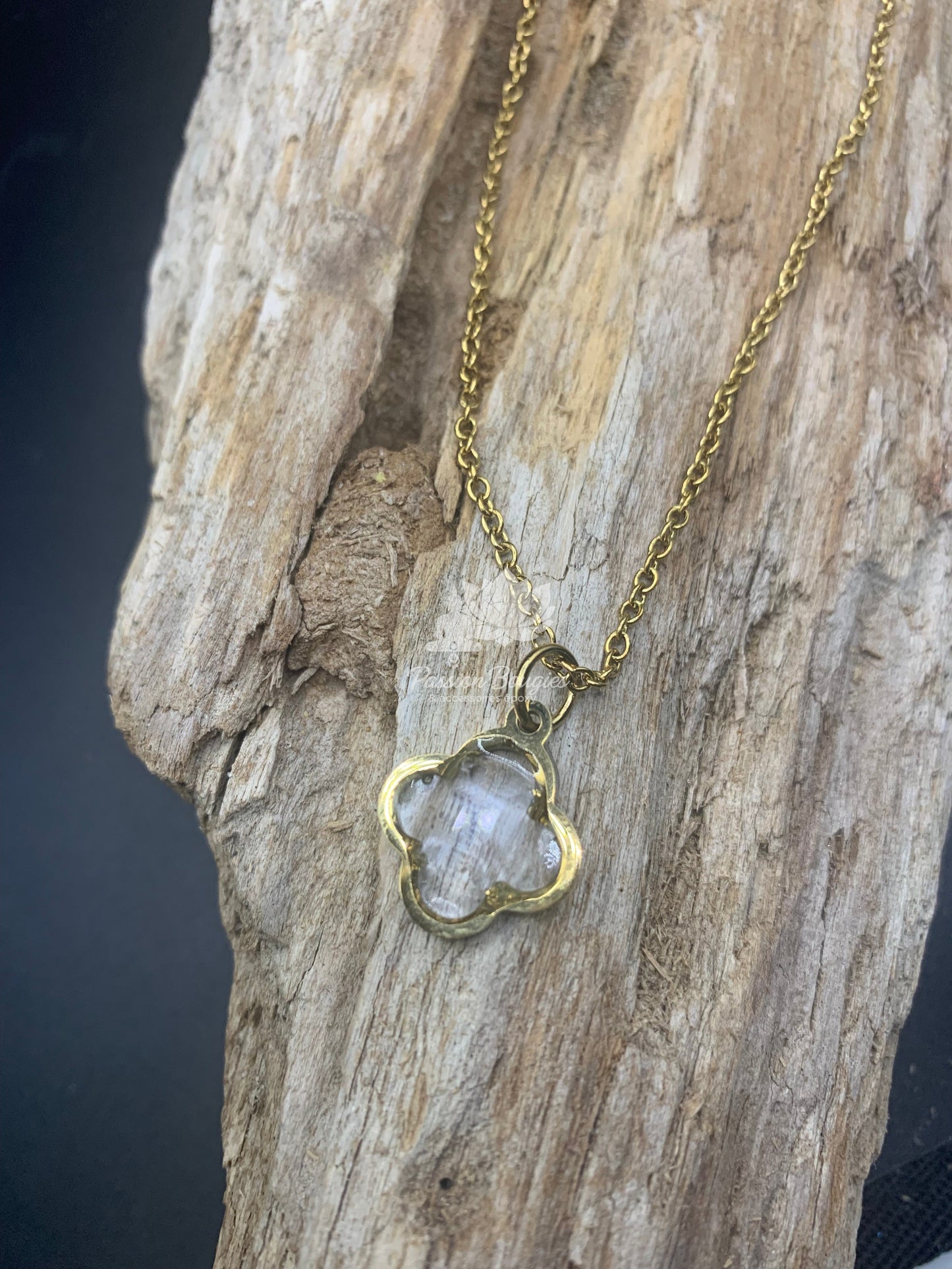 Collier cristal trèfle