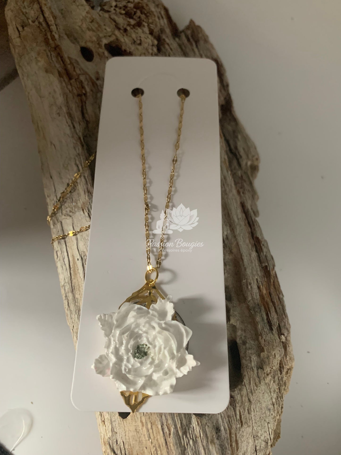 Collier marguerite blanche