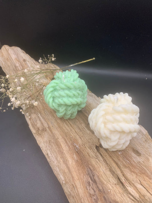 🕯️ Comment bien entretenir une bougie artisanale pour la faire durer plus longtemps