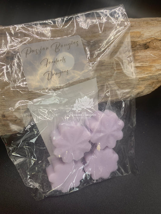 4 Fondants en fleurs, parfumés aux dragées