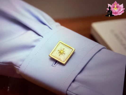 Pot métal 4 oz Bougie énergétique – Chakra couronne parfumé - bougie artisanale cire de soja Passion Bougies