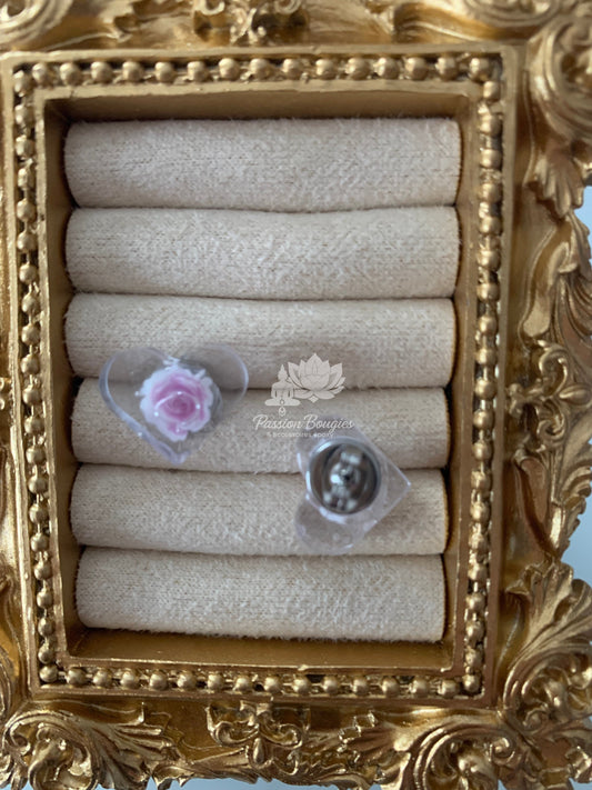 Boucles d’oreilles coeur avec fleur