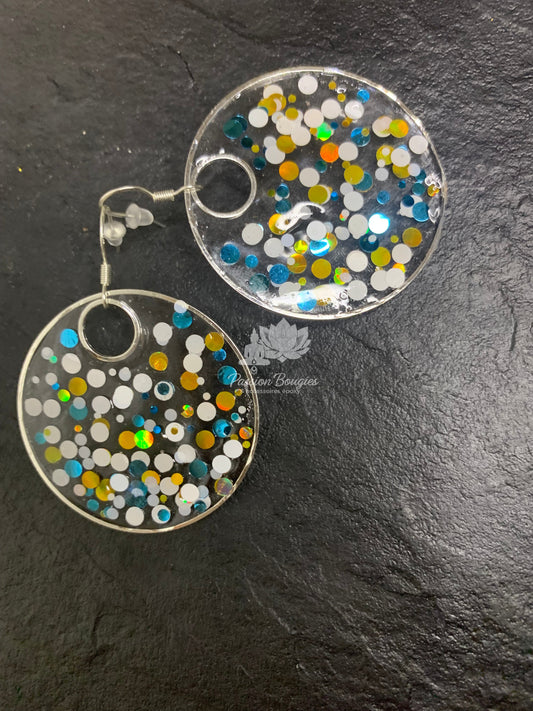 Boucles d’oreilles créoles confettis bleus