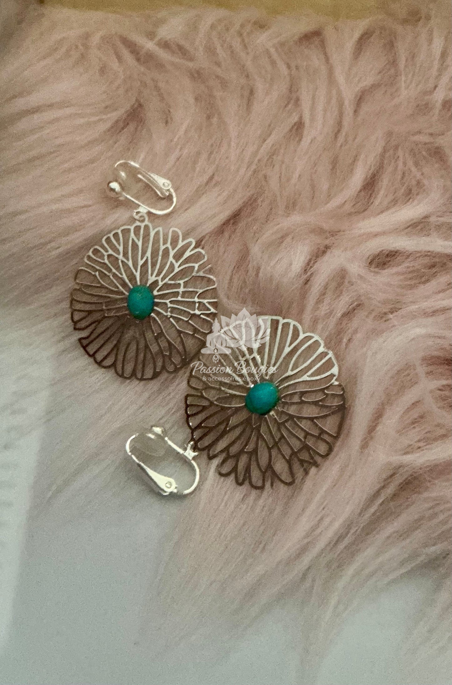 Boucles d’oreilles fleurs de turquoise ✨