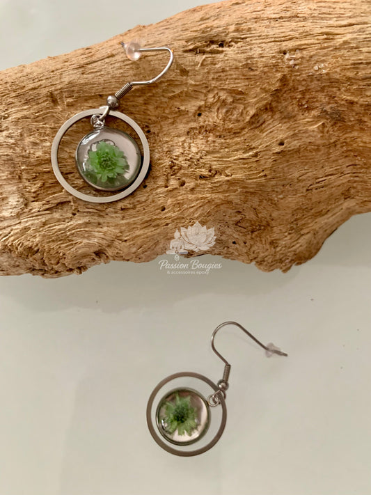 Boucles d’oreilles fleur verte
