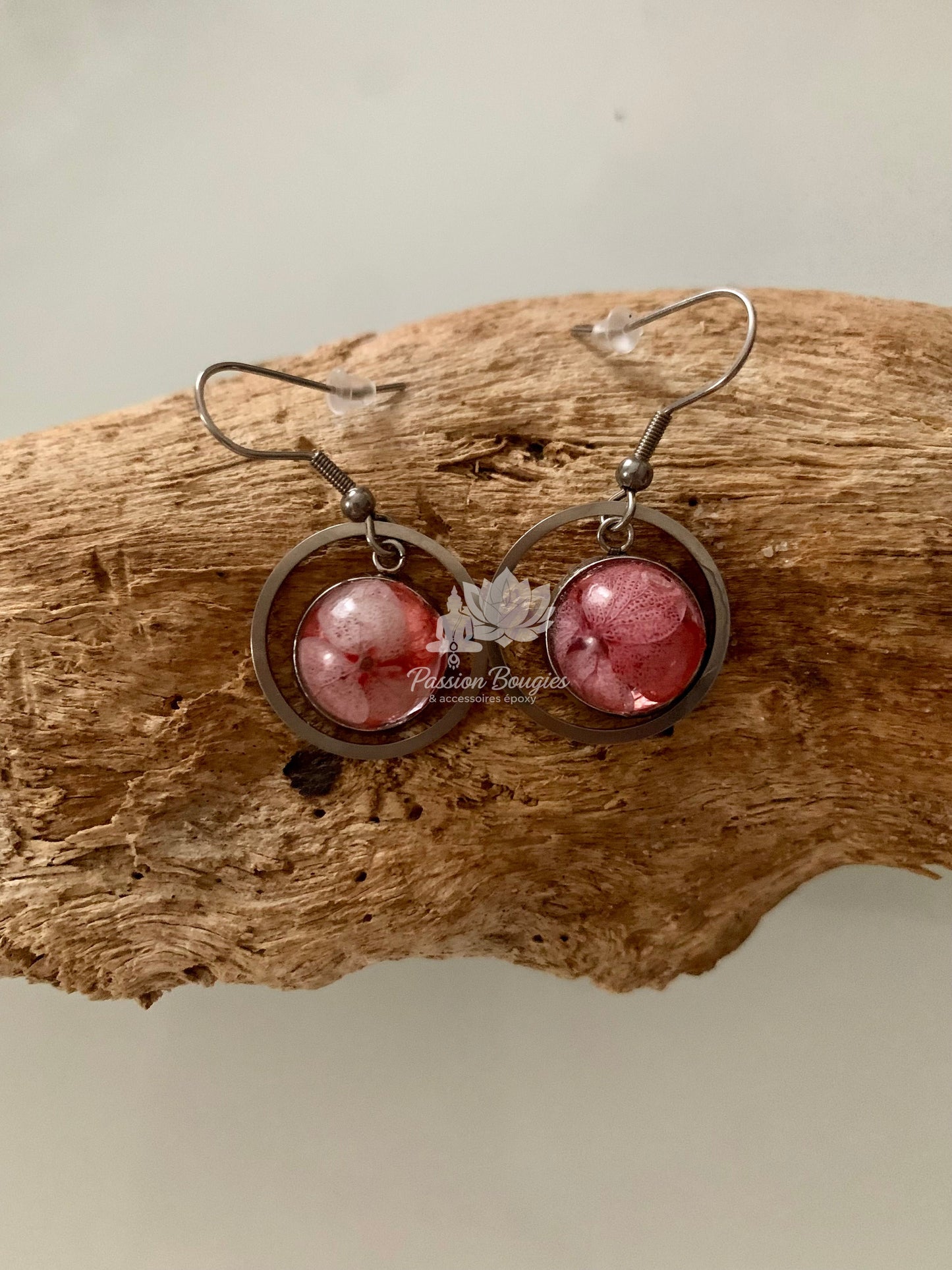 Boucles d’oreilles hortensia
