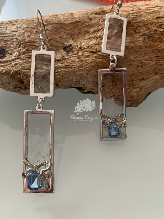 Boucles d’oreilles noeud bleu