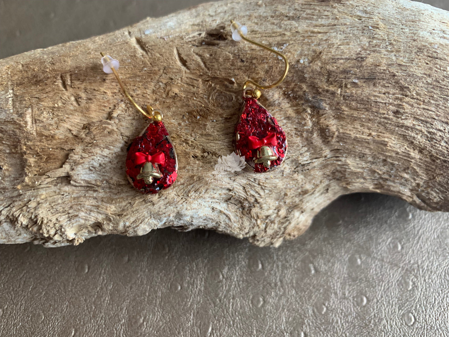 Boucles d’oreilles noeud cloche de Noël