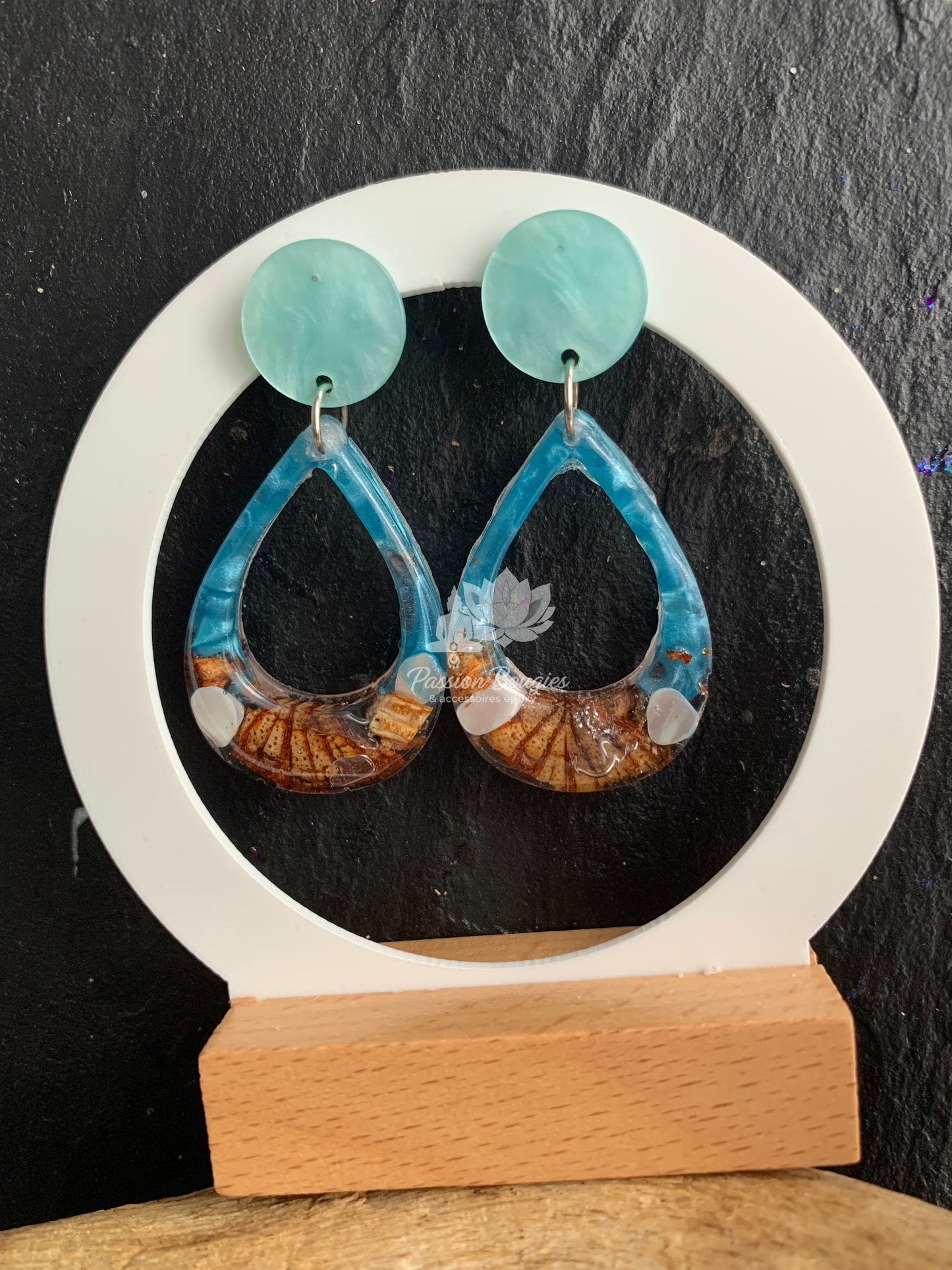 Boucles d’oreilles pendantes « plage »