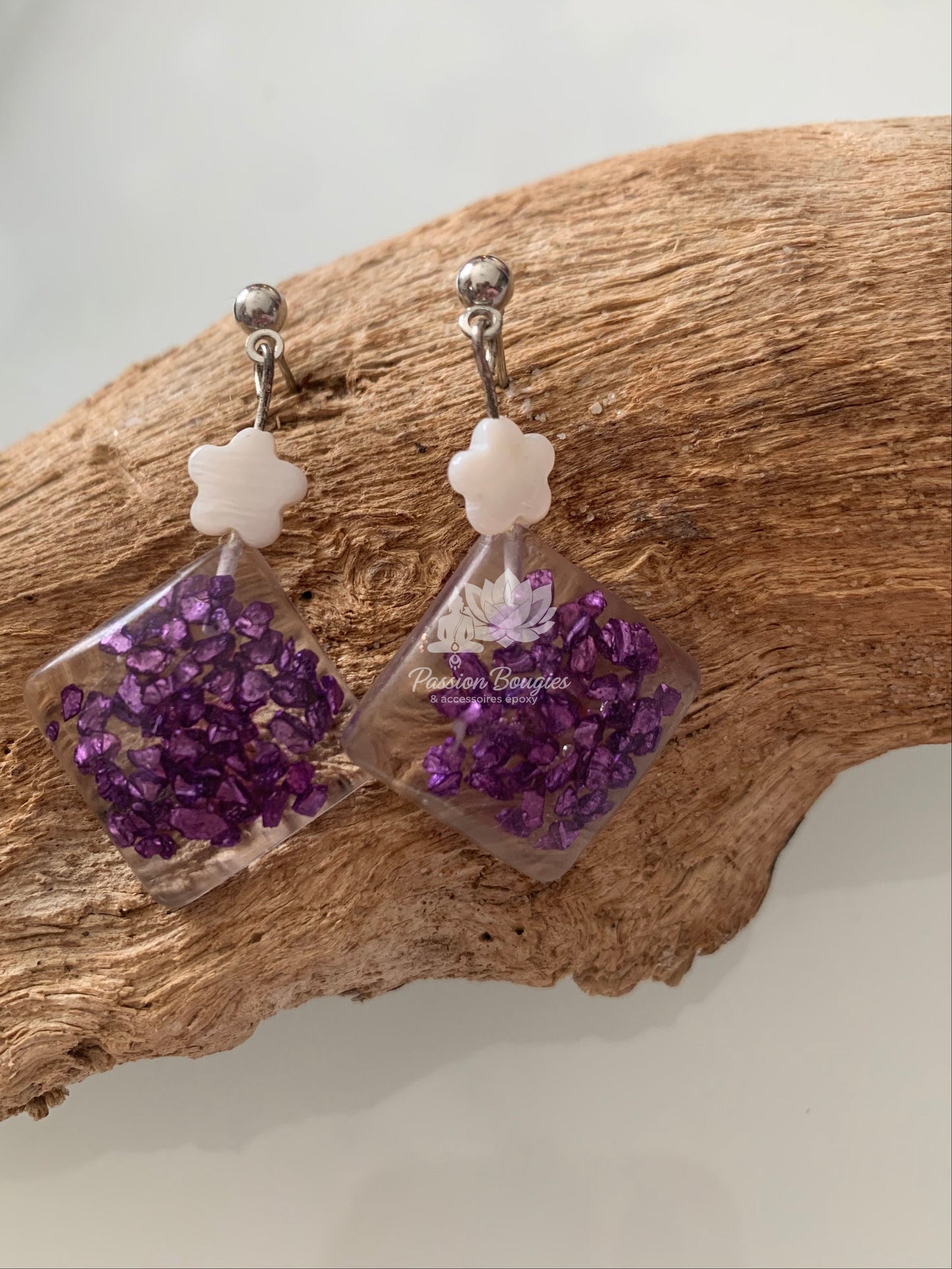 Boucles d’oreilles pépites violettes