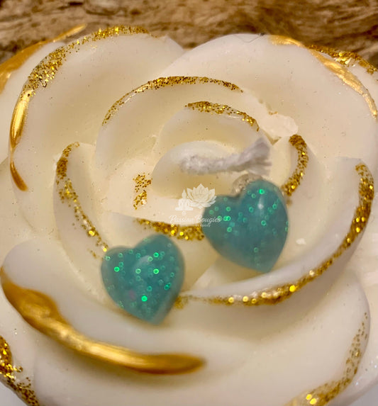 Boucles d’oreilles simple forme coeur bleu