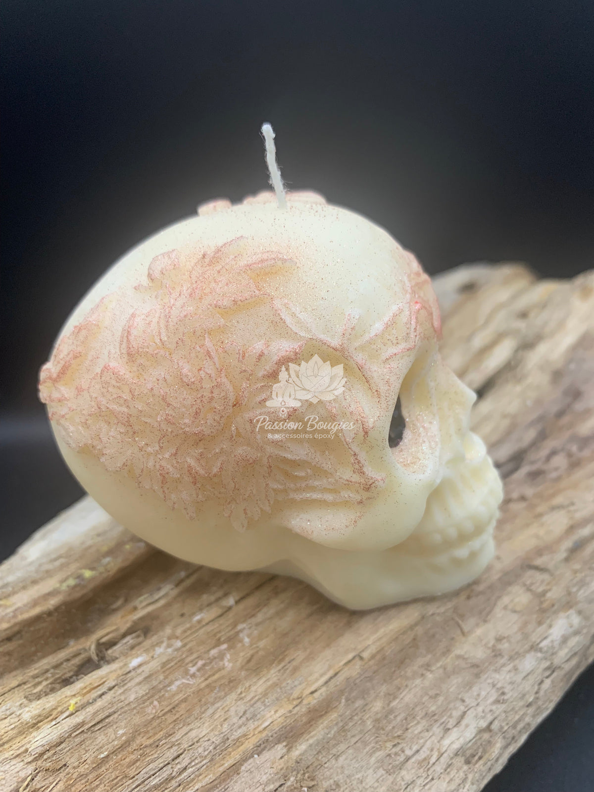 Bougie tête de mort florale