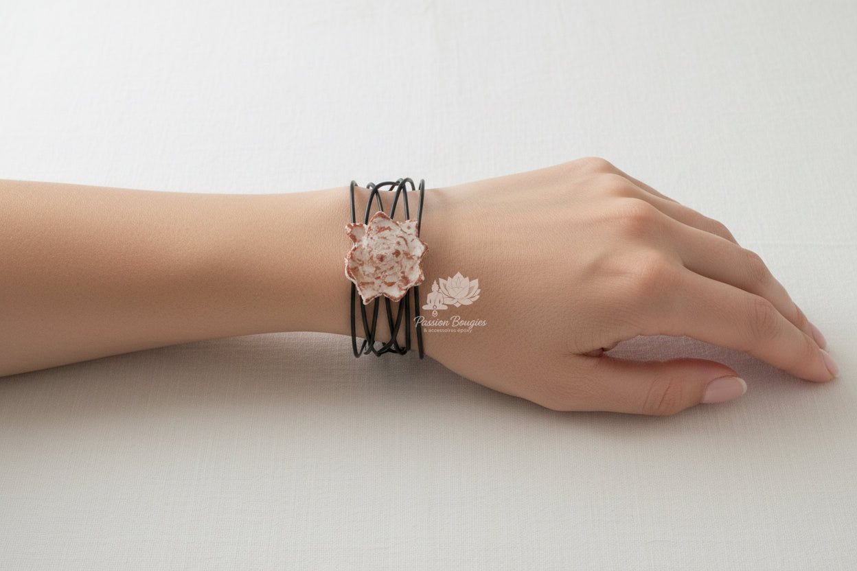 Bracelet grand jonc - fleur