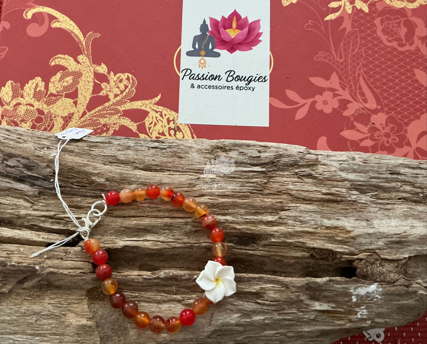 Bracelet en pierres naturelles de cornaline - fleur Tahiti