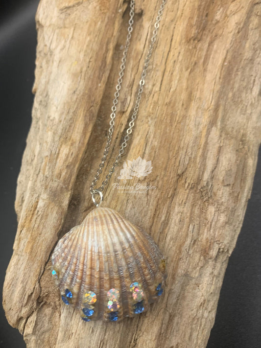 Collier coquillage strass