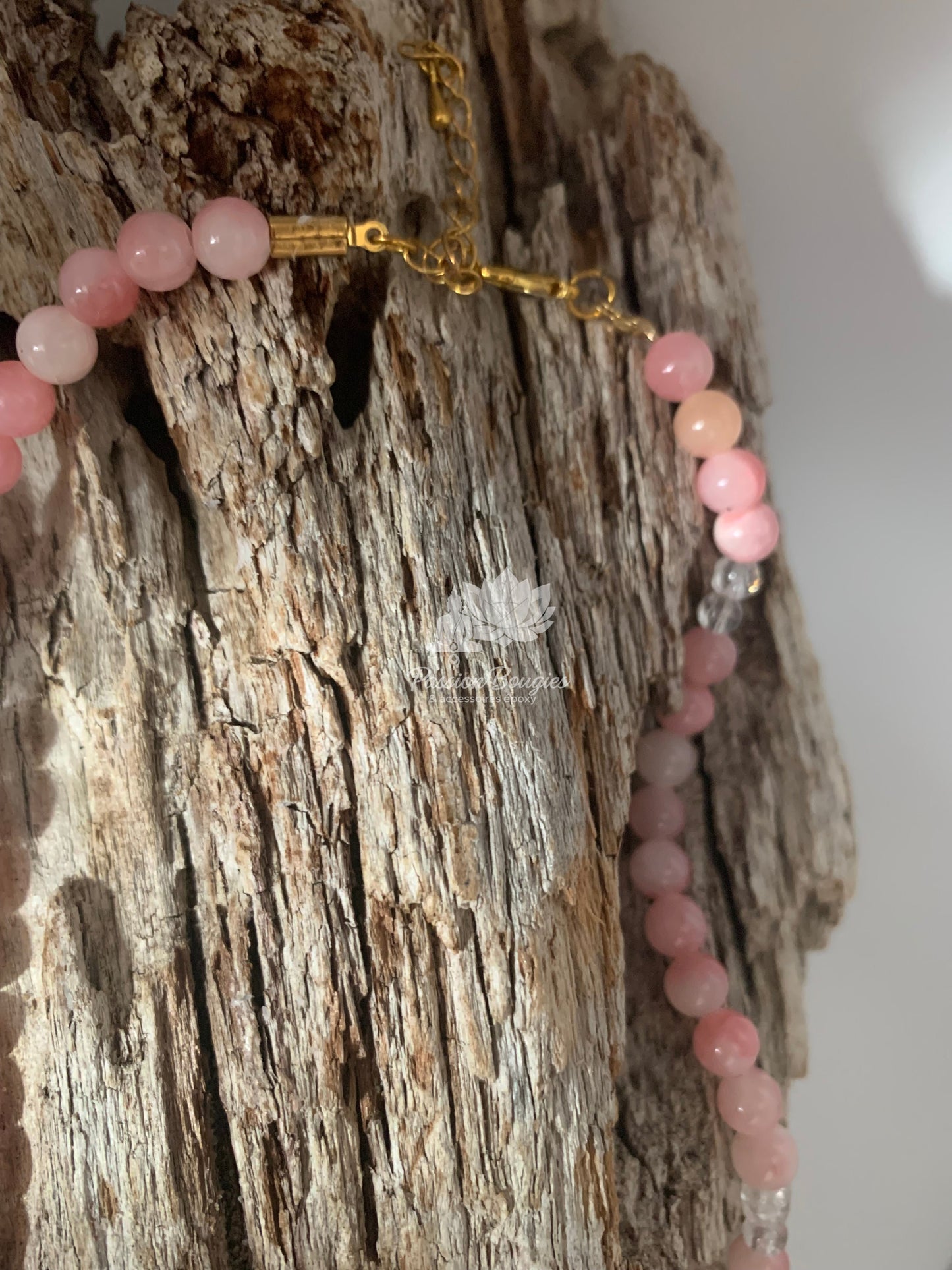 Collier jade rosée blanche