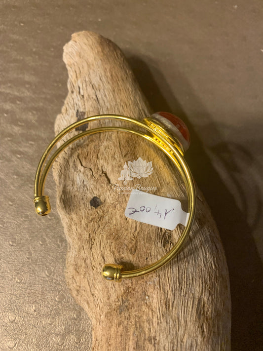 Bracelet jonc « gysophyle rouge »
