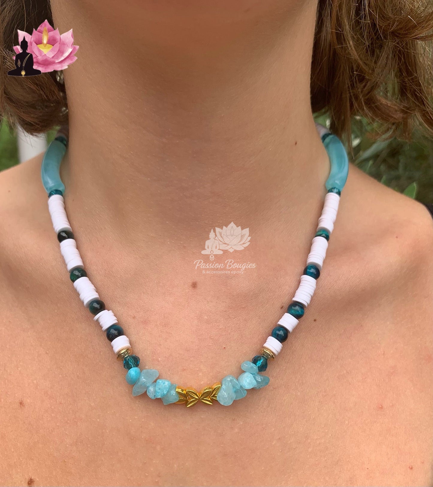 Collier lotus bleu