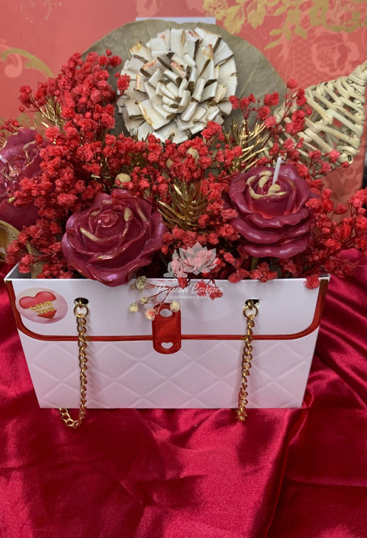 Composition florale LOVE - parfumée 🌿