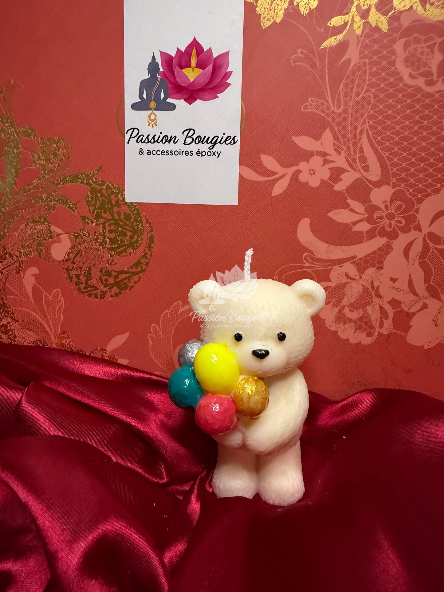 Nounours avec ballons
