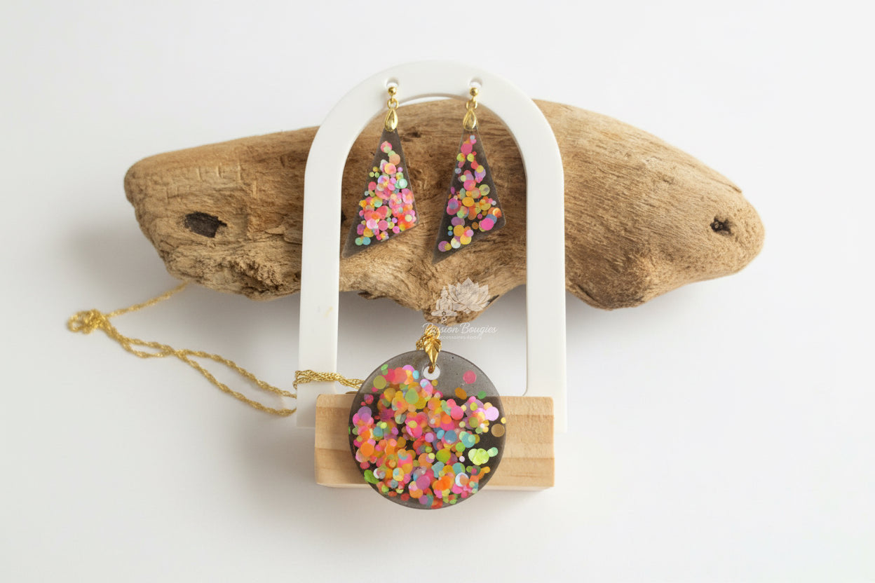Parure collier et boucles d’oreilles confettis