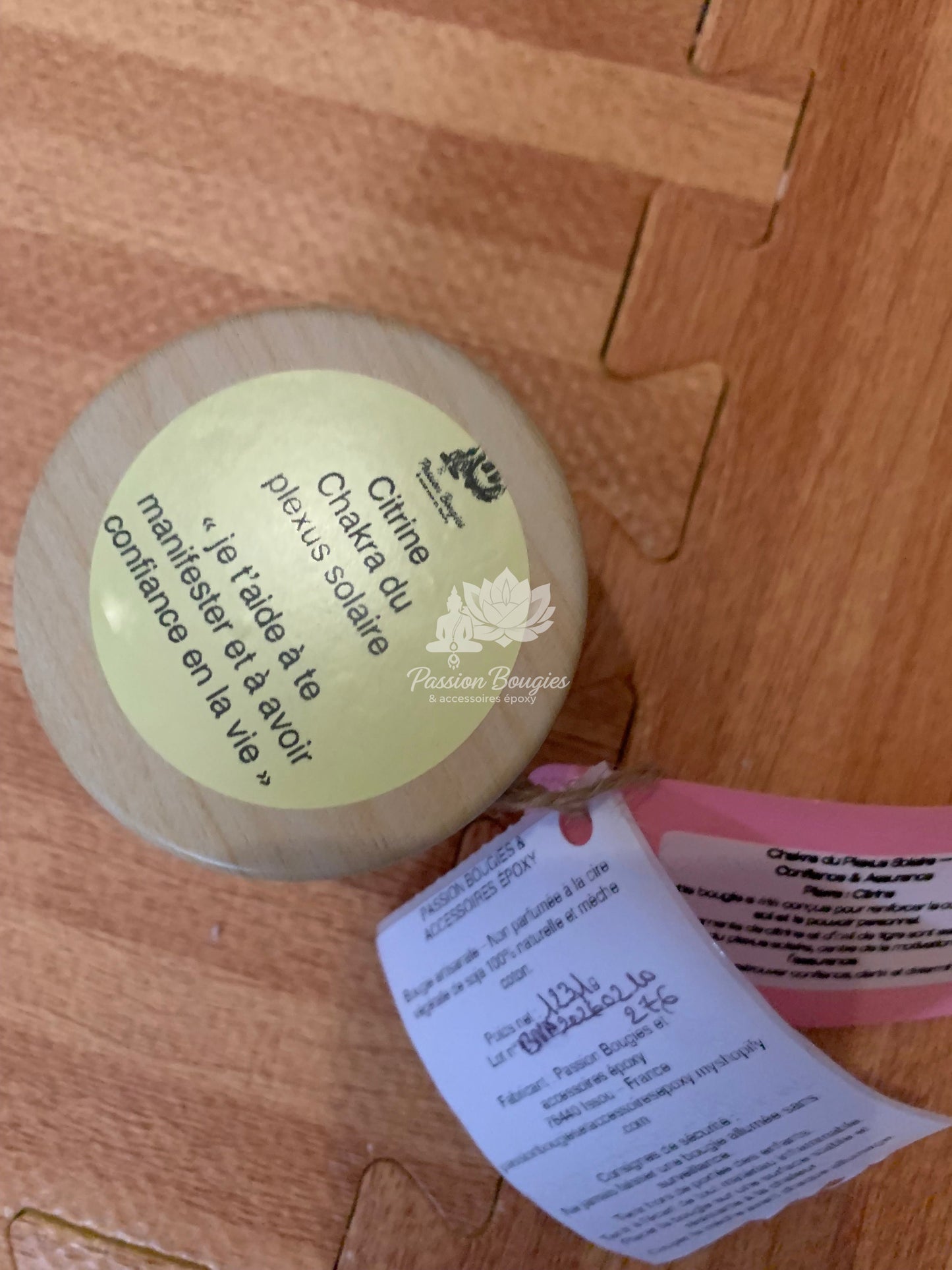 Pot métal doré ✨ Bougie énergétique – Chakra plexus solaire 💛 parfumé au choix 🌿